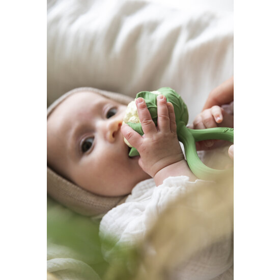 Oli&Carol Cauliflower Rattle Toy